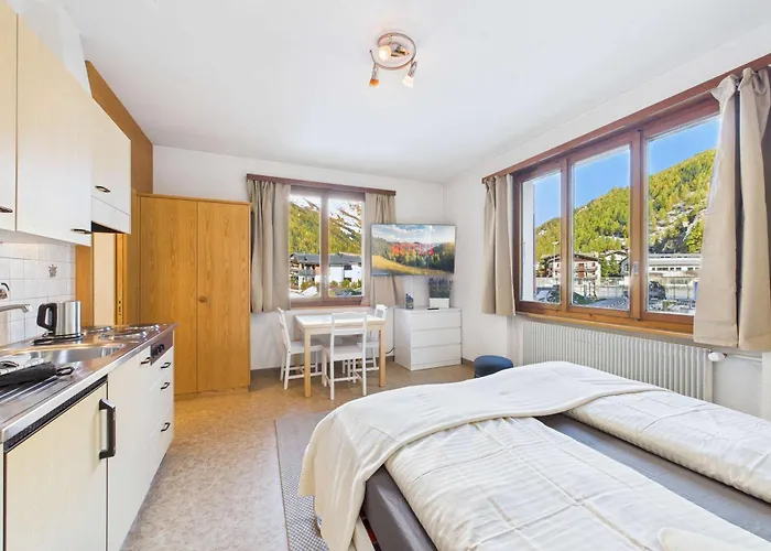 In Quiet And Centrally Located Apartman *